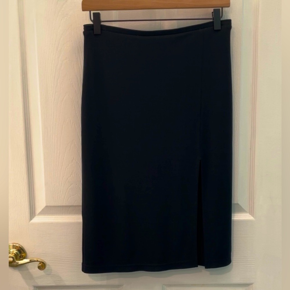 Black Express Skirt